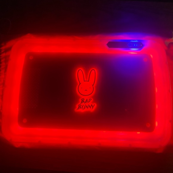 Pink LED Bad Bunny Logo Rolling Tray with 7 color variations & built-in grinder - Picture 6 of 8
